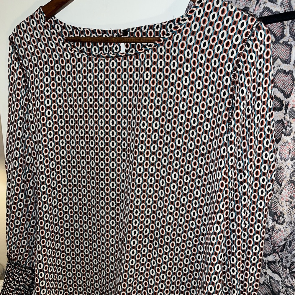 Beautiful, long sleeve Chloe blouse